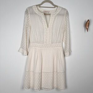 Tory Burch intricate Silk Mini Dress design. Soft & detailed flowers, EUC❣️